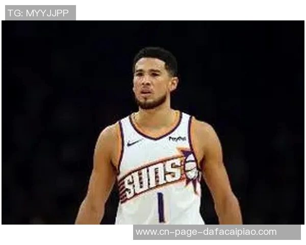 布克表现平平13投5中贡献21分8篮板6助攻罚球命中率高达818 布克表现平平13投5中贡献21分8篮板6助攻罚球命中率高达818